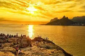 biquinis-from-rio-arpoador-sunset